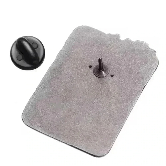 Retro 90s X-Files Enamel Pin - Mulder  & Scully The Truth Is Out There Collector - Picture 3 of 7